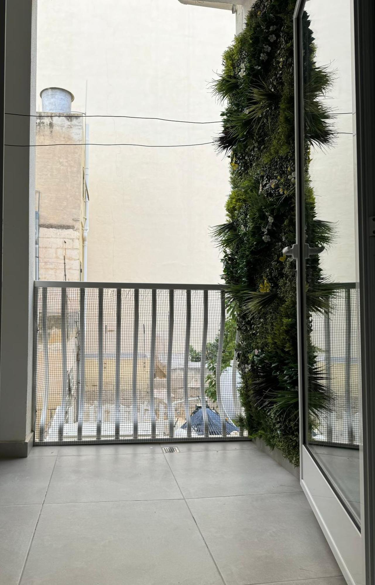 Seaside Apartment In Gzira Exterior photo